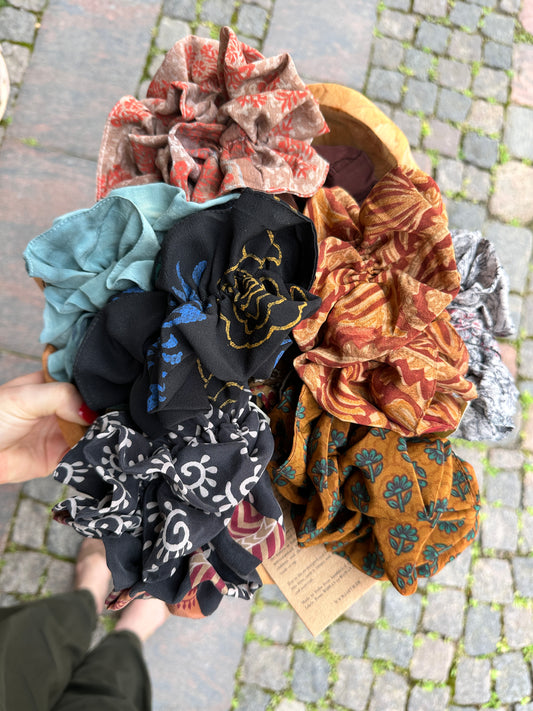 Scrunchie i silke (Cofur)