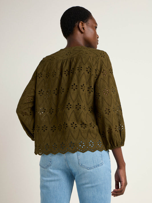 Skjorte i broderi anglaise (dark olive)